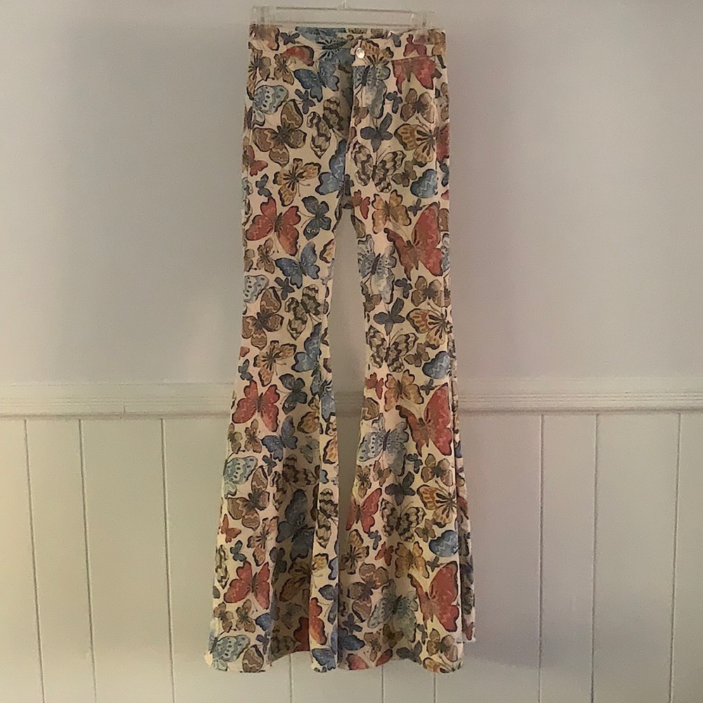 Brand new Free People flare butterfly jeans